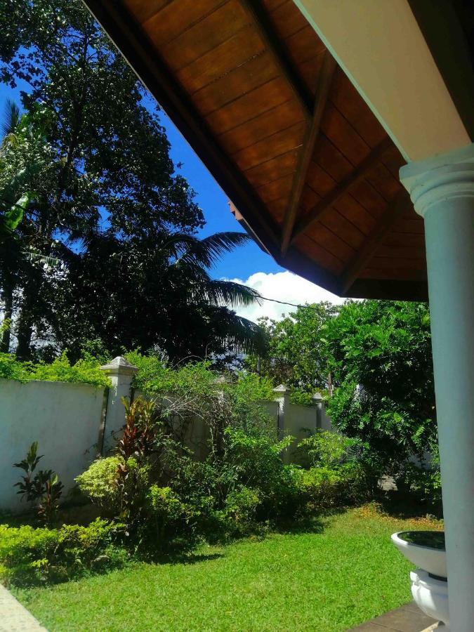 Sky Valley Hotel Kandy Buitenkant foto