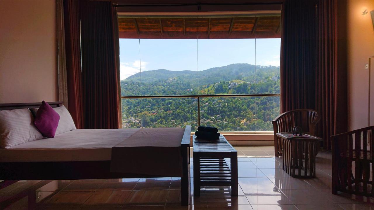 Sky Valley Hotel Kandy Buitenkant foto