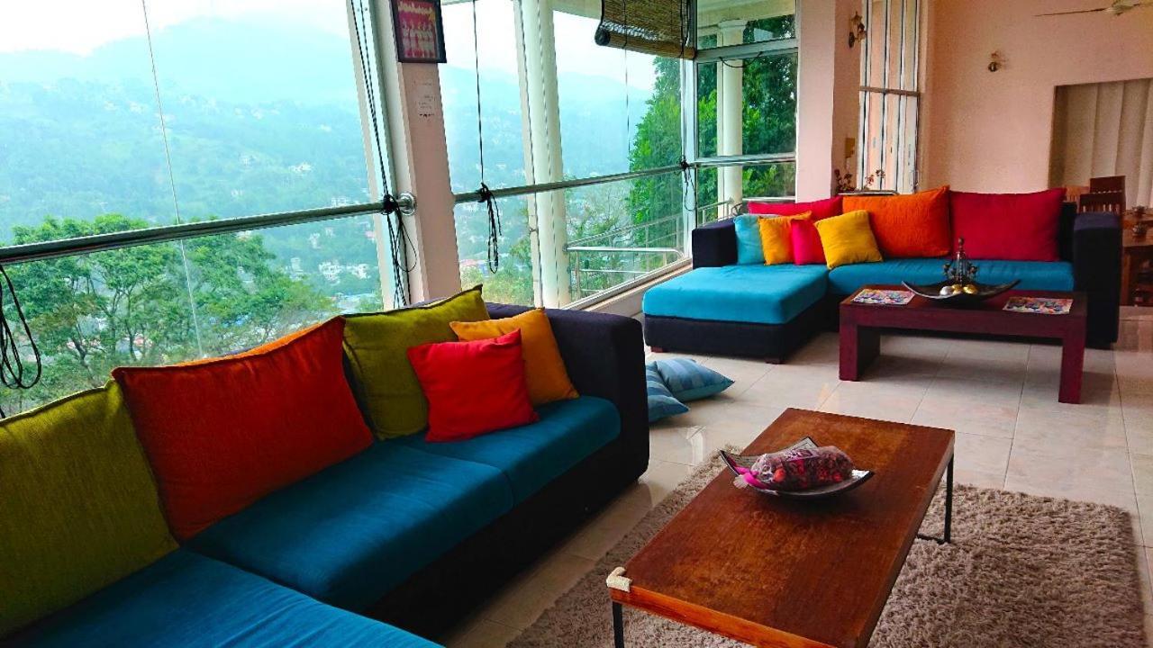 Sky Valley Hotel Kandy Buitenkant foto