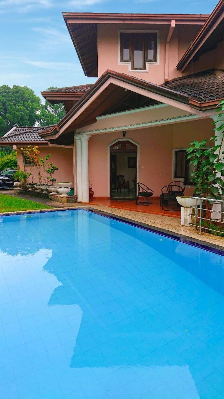 Sky Valley Hotel Kandy Buitenkant foto